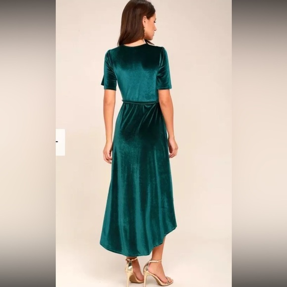 Lulus Amour Green Velvet Wrap Dress Size M High Low Short Sleeve Stretch Knit - Picture 2 of 7